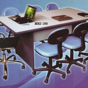 Meja Rapat Daiko MRD 180